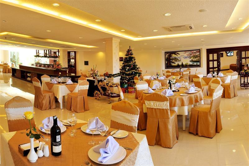 Khach San Park Hotel Dalat Restaurant photo